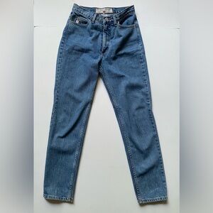 Guess woman's Blue Jeans style 1050 rg